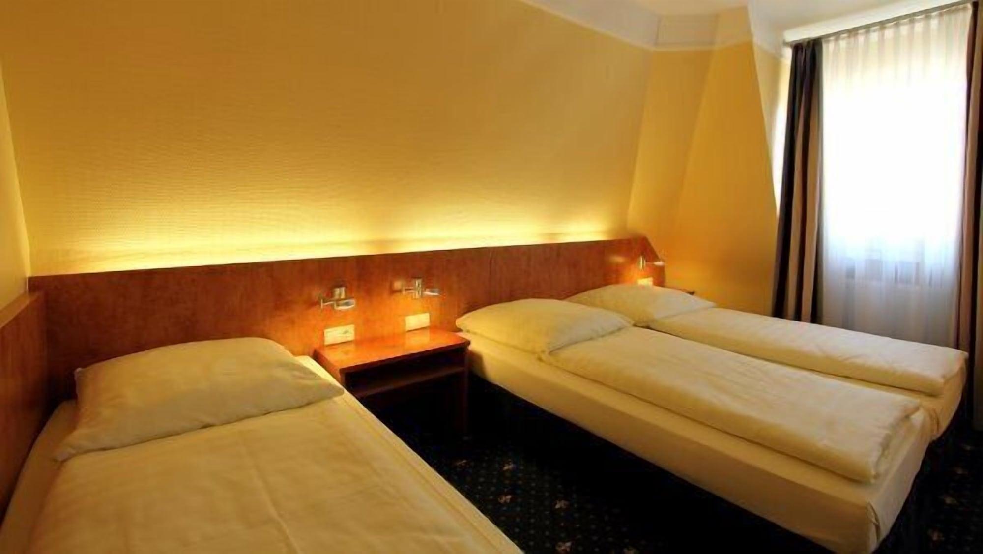Aparthotel Astro - Nichtraucherhotel Estugarda Exterior foto