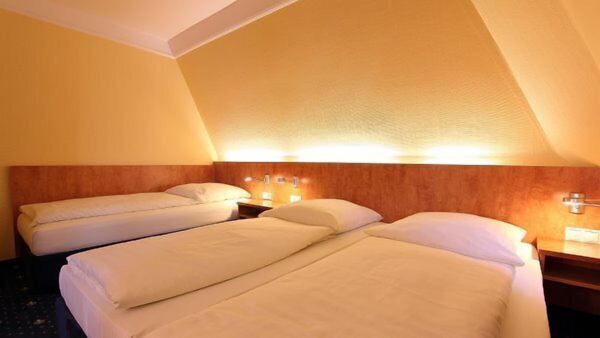 Aparthotel Astro - Nichtraucherhotel Estugarda Exterior foto