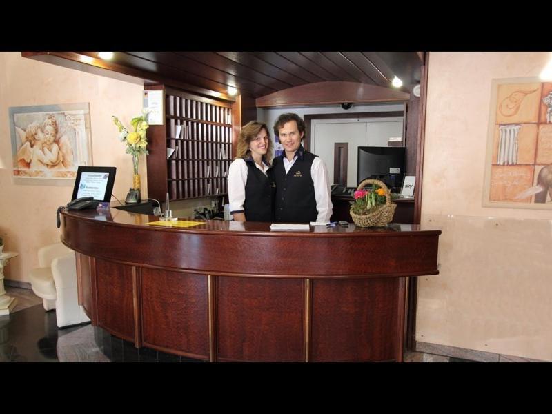 Aparthotel Astro - Nichtraucherhotel Estugarda Exterior foto